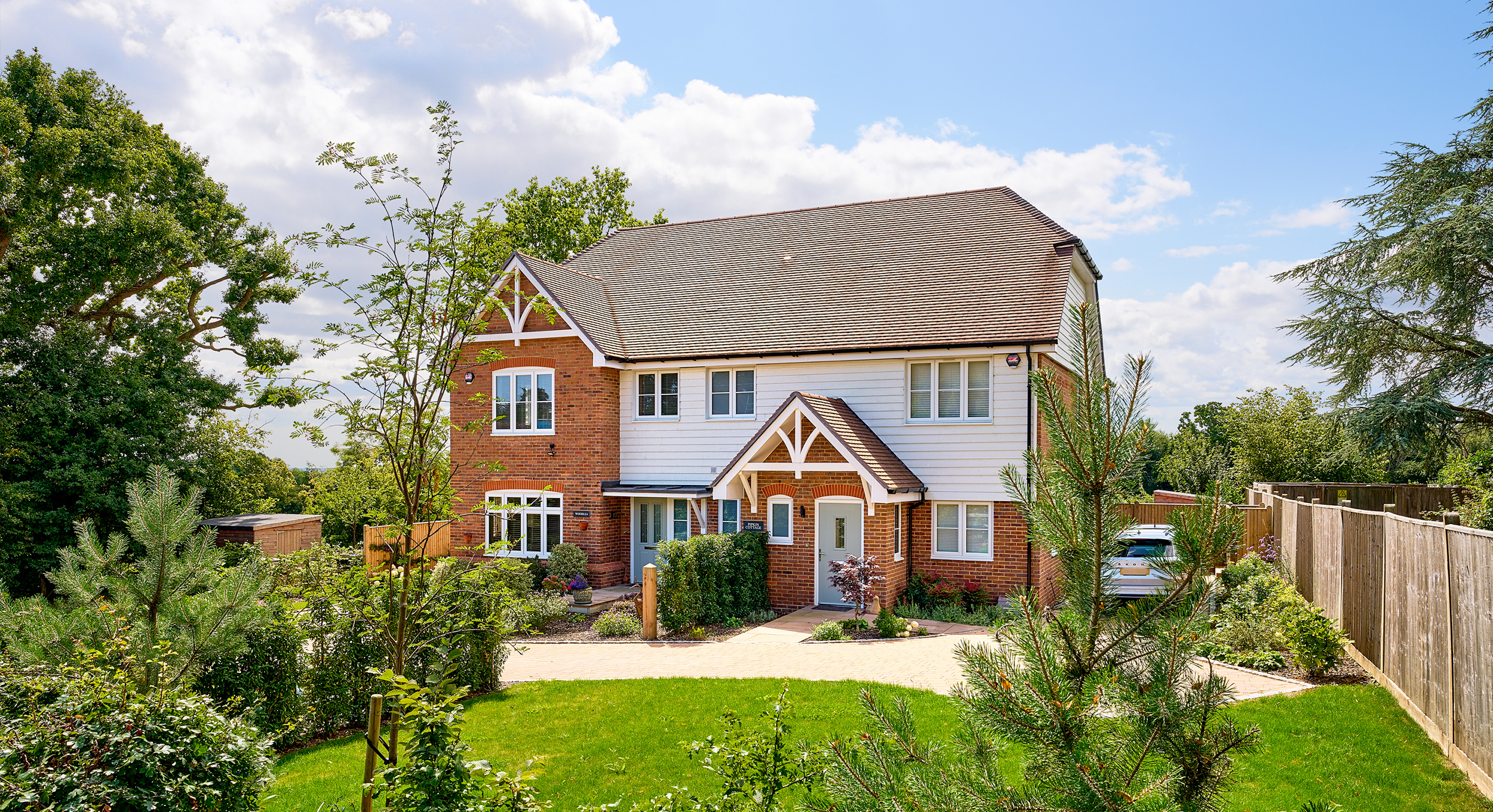 Boughtonwood Homes - Woodlea & Pipkin Cottages