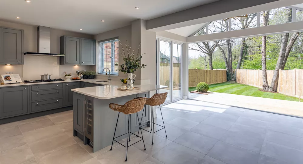 Oaklands Chase, Worth, Boughtonwood Homes building development